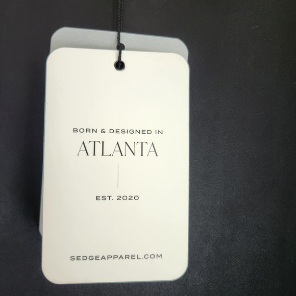 Sedge Womens Elegant Black Satin Top Size L.  NWT Goth Vamp. Quiet Luxury - Picture 4 of 9